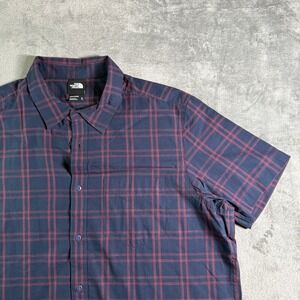 The North Face Mens Plaid Short Sleeve Button Up Shirt XL Navy Red Outdoor
